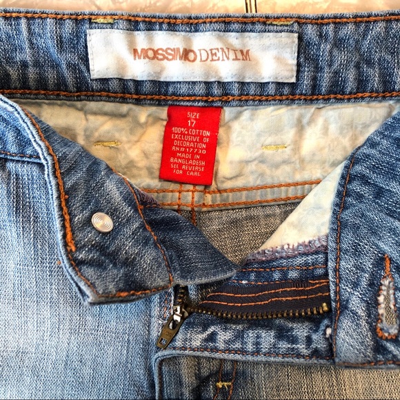 Mossimo Cut-Off Denim Jean Distressed Shorts - Picture 4 of 6